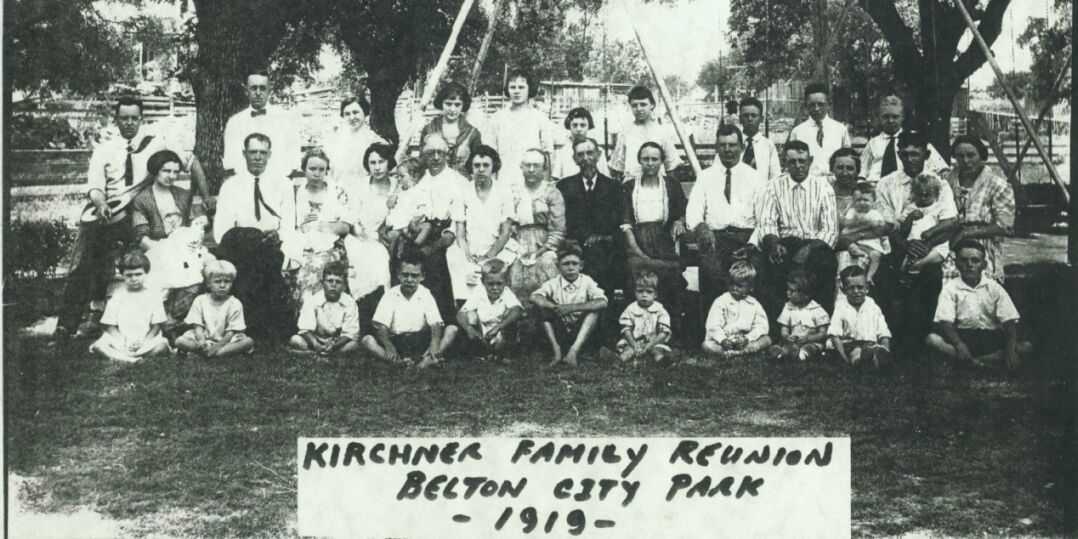 Kirchner_Reunion_Belton_City_Park_1919.jpg