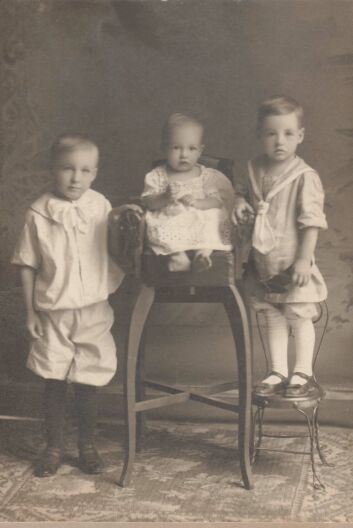 Bertie_Clinton_Deaver-Walter_L_Deaver-Virgil_AltusDeaver.JPG
