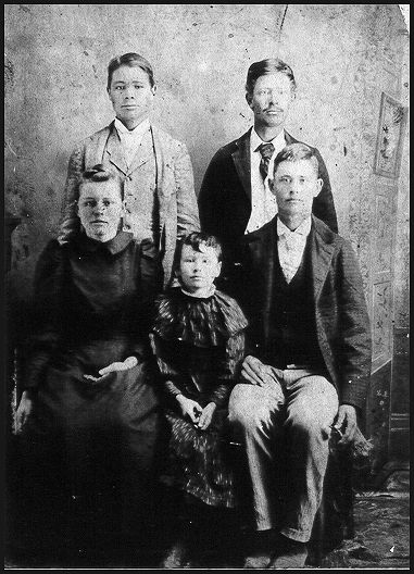 AJ2-1892.jpg